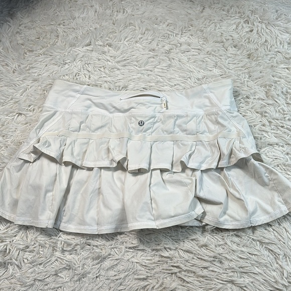 Lululemon Run: Pace Setter Skirt White - Picture 5 of 7